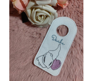 2€ ZUSATZTÜRCHEN 3. Dezember - Stickserie - 12 ITH Flaschenanhänger Vol. 3